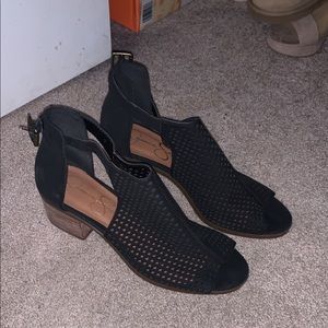 Jessica Simpson open toe boot